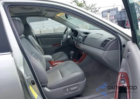 2005 Toyota Camry Xle V6 из США, поврежденный, VIN JTDBF30K950166146